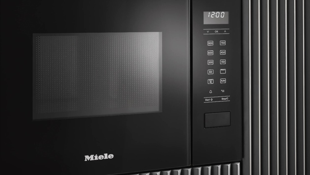 Mikrovlnná trouba Miele M 2234 SC černá Mikrovlnná trouba Miele M 2234 SC černá