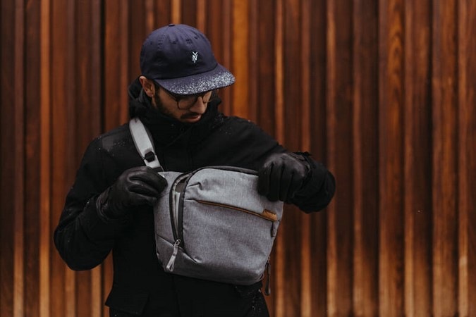 Brašna Peak Design Everyday Sling 6L (v2) šedá