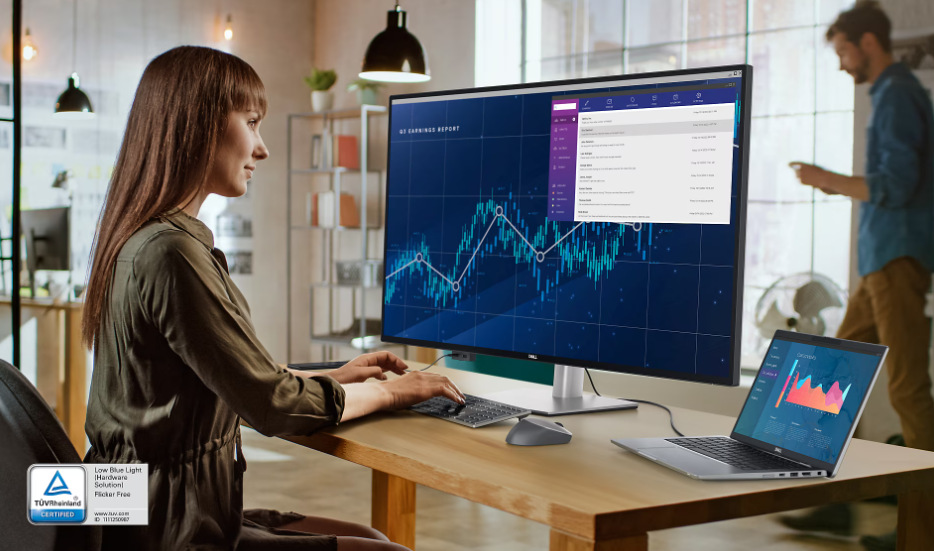 Monitor Dell UltraSharp U4323QE stříbrný Monitor Dell UltraSharp U4323QE stříbrný