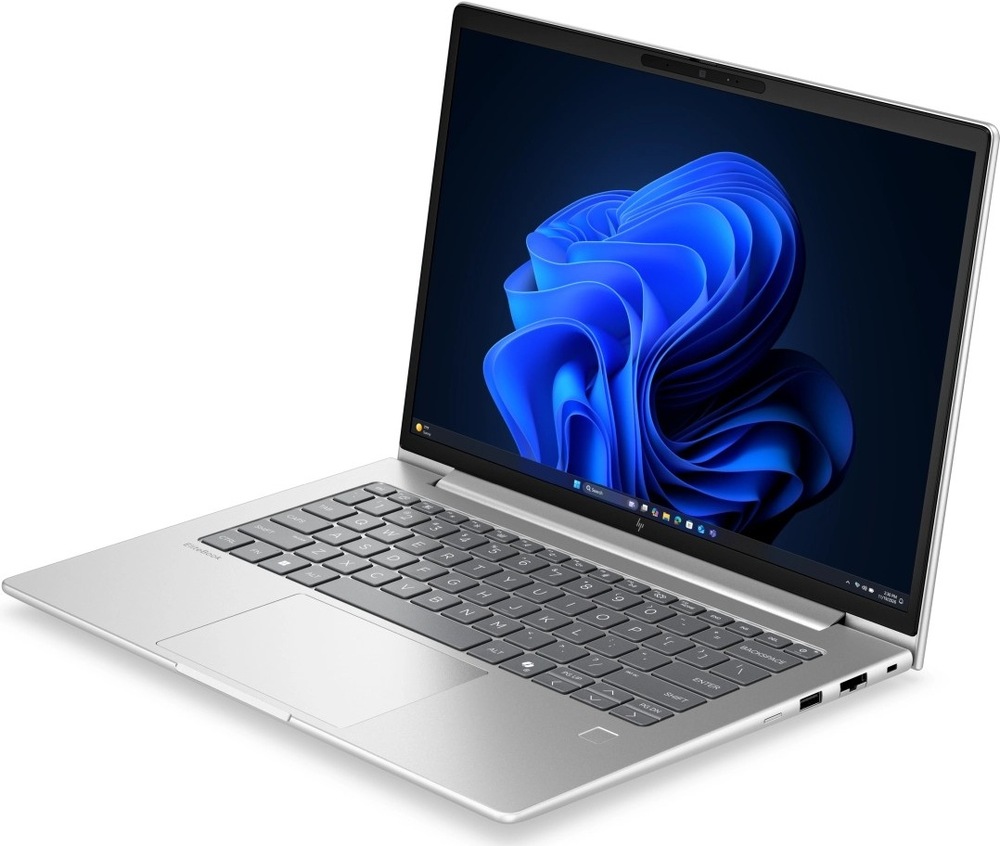 Notebook HP z levého předního úhlu s viditelnými konektory