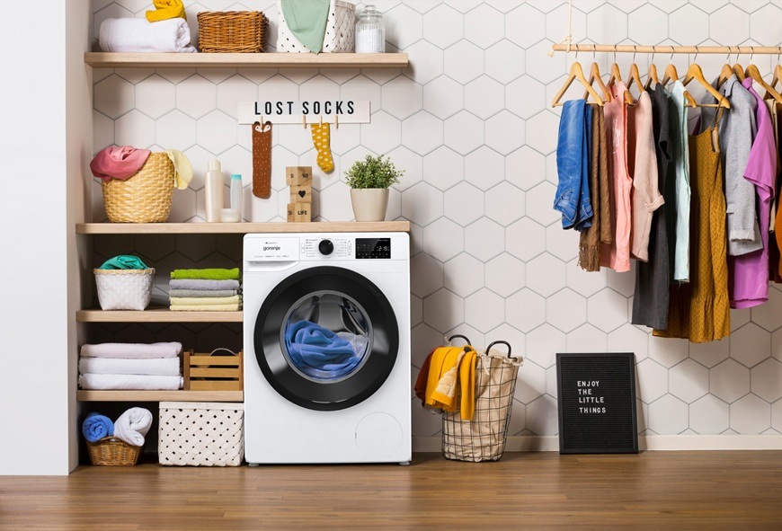 Pračka Gorenje WPNEI72SA1SWIFI bílá Pračka Gorenje WPNEI72SA1SWIFI je umístěná v prádelně