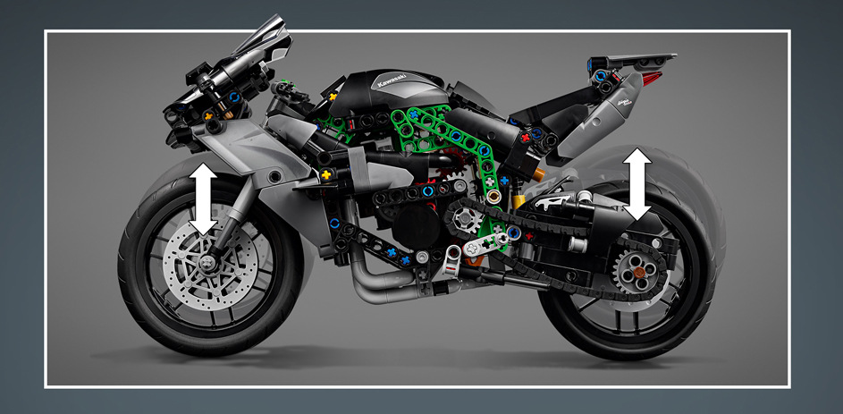 Stavebnice z 643 dílků potěší školáky od 10 let a díky aplikaci LEGO Builder usnadní stavění i poznávání techniky.