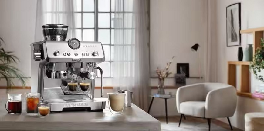 Pákový kávovar De'Longhi La Specialista OPERA EC 9555.M nerez