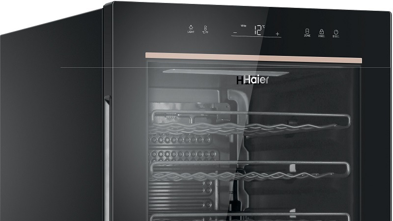 Vinotéka Haier HWS49GAE černá