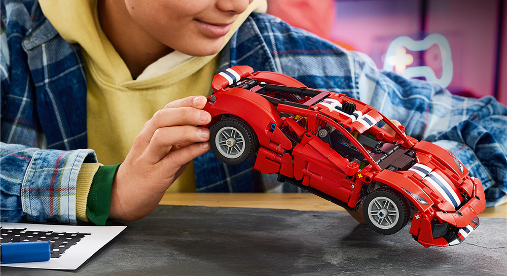 Kód z balení odemkne speciální design LEGO Technic ve videohře Forza Horizon 6.