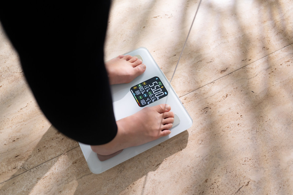 Osobní váha TrueLife FitScale W8 BT White bílá