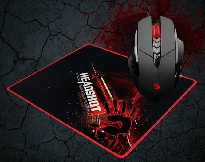 Myš A4Tech BLOODY X´GLIDE V7M71 + podložka B-071 černá Myš A4Tech BLOODY X´GLIDE V7M71 + podložka B-071