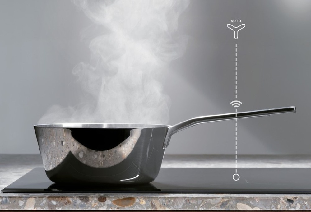 Odsavač par Electrolux 700 SENSE LFV616K černý