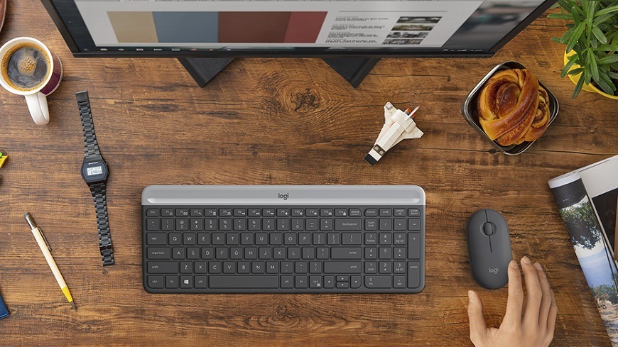 Klávesnice s myší Logitech Wireless Combo MK470 Slim, CZ/SK šedá Klávesnice s myší Logitech Wireless Combo MK470 Slim, CZ/SK šedá