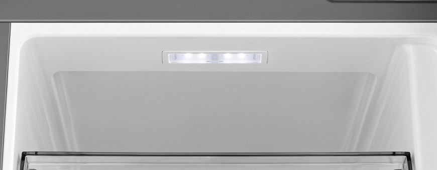Americká chladnička Hisense RQ5P470SYFD, černá, LED osvětlení