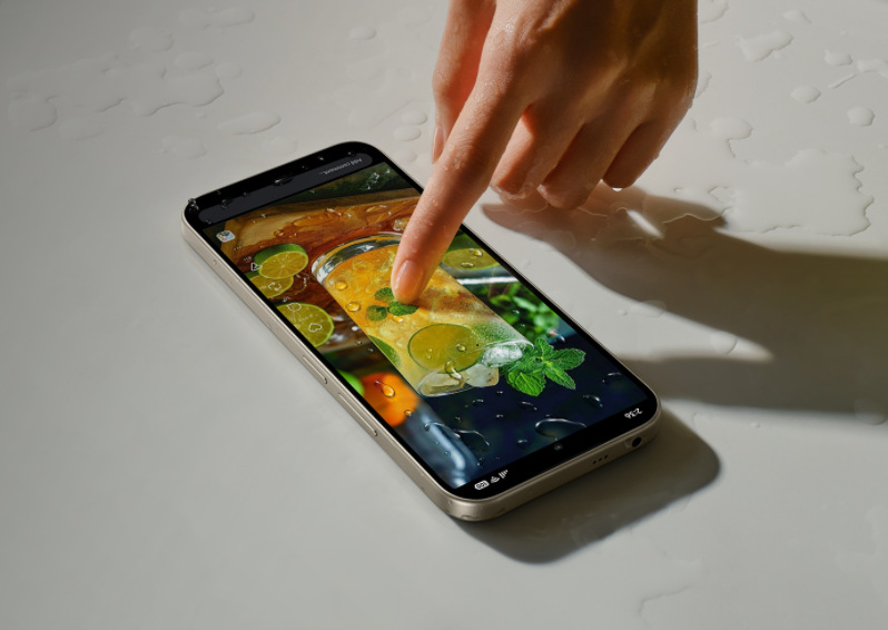 Mobilní telefon Xiaomi Redmi 17 4 GB / 128 GB zelený Xiaomi Redmi 17 je odolný vůči vodě a prachu dle IP64