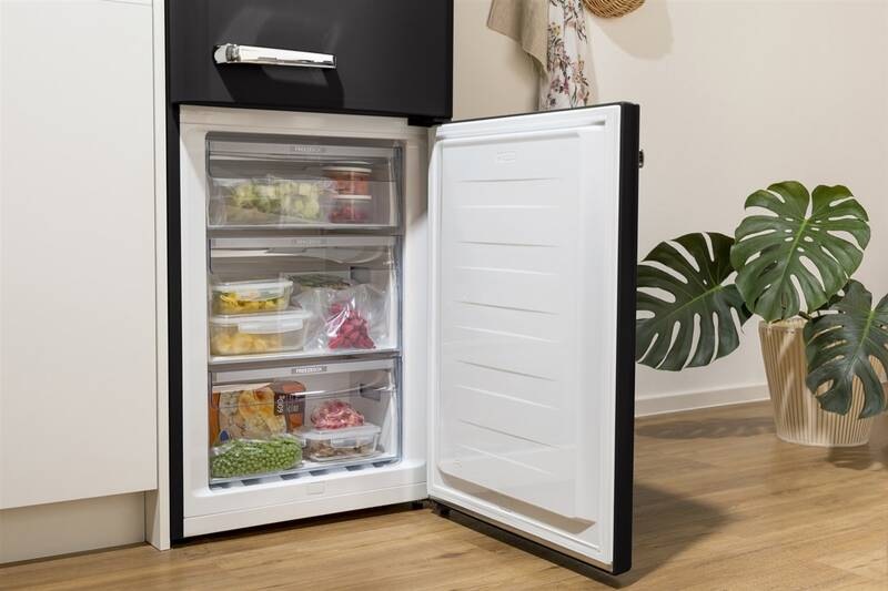 Chladnička s mrazničkou Gorenje Retro ONRK619DBK černá Chladnička s mrazničkou Gorenje Retro ONRK619DBK černá
