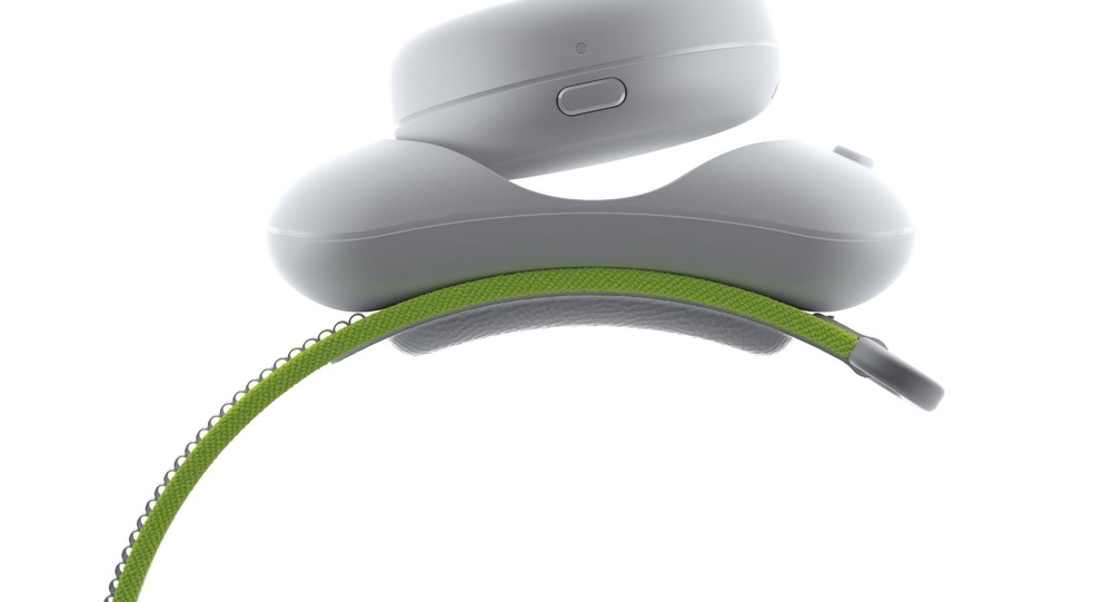 Snímač pohybu PICO Motion Tracker bílé Bílé snímače pohybu v moderním designu viděné z boku na bílém pozadí.