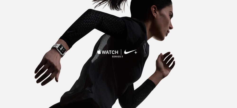 Chytré hodinky Apple Watch Nike+ Series 3 GPS 38mm pouzdro z vesmírně šedého hliníku - antracitový/černý sportovní řemínek Nike
