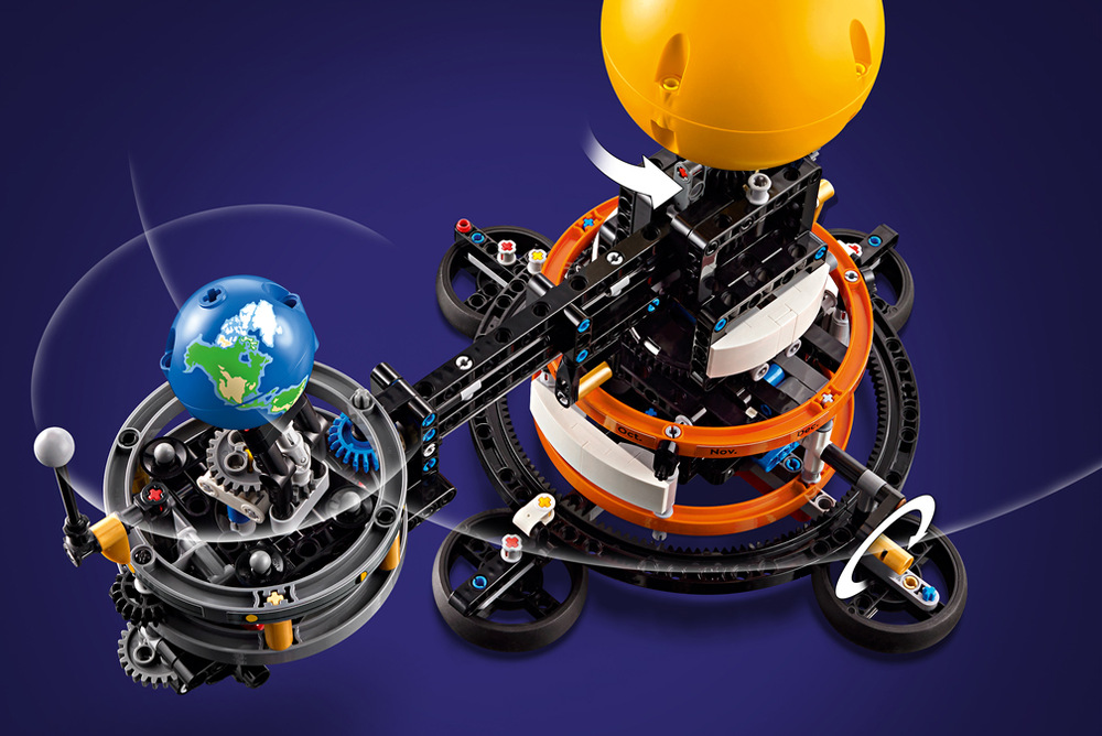 Stavebnice LEGO® Technic 42179 Planeta Země a Měsíc na oběžné dráze Fáze Měsíce a názvy měsíců pomáhají dětem hravou formou lépe poznávat vesmír a astronomii.