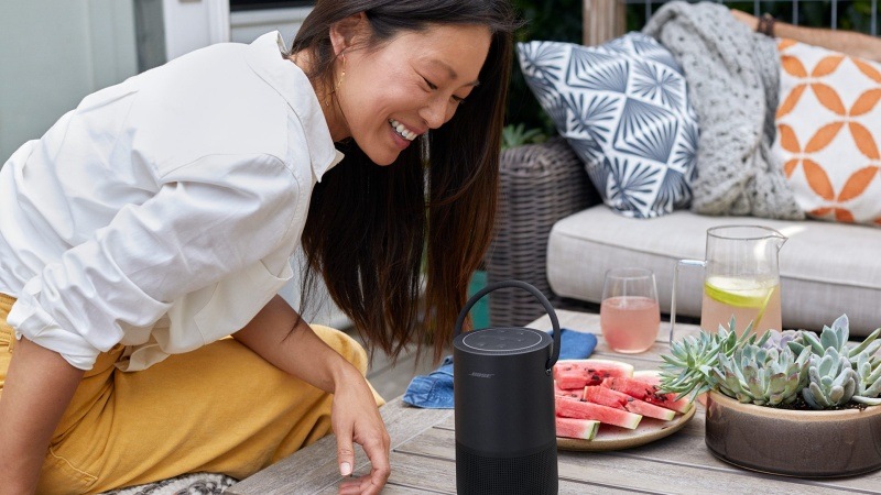 Přenosný reproduktor Bose Home speaker Portable černý Přenosný reproduktor Bose Home speaker Portable černý