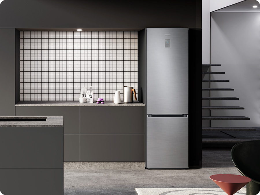 Lednice v kuchyni s minimalistickým designem