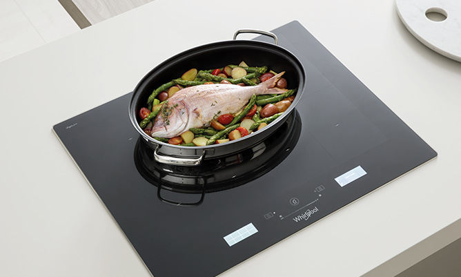 Indukční varná deska Whirlpool W Collection SMO 658C/BT/IXL černá Varná deska indukce Whirlpool SMO 658C/BT/IXL