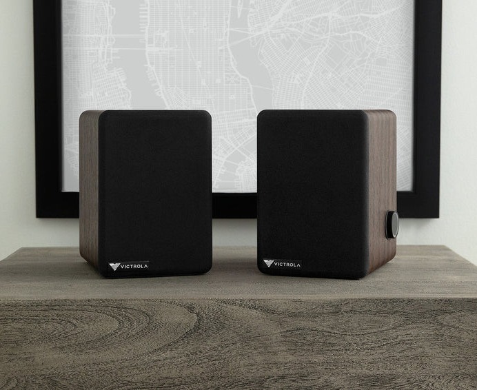 Gramofon Victrola VTTS-1 Premiere T1 hnědý Gramofon Victrola VTTS-1 Premiere T1 hnědý