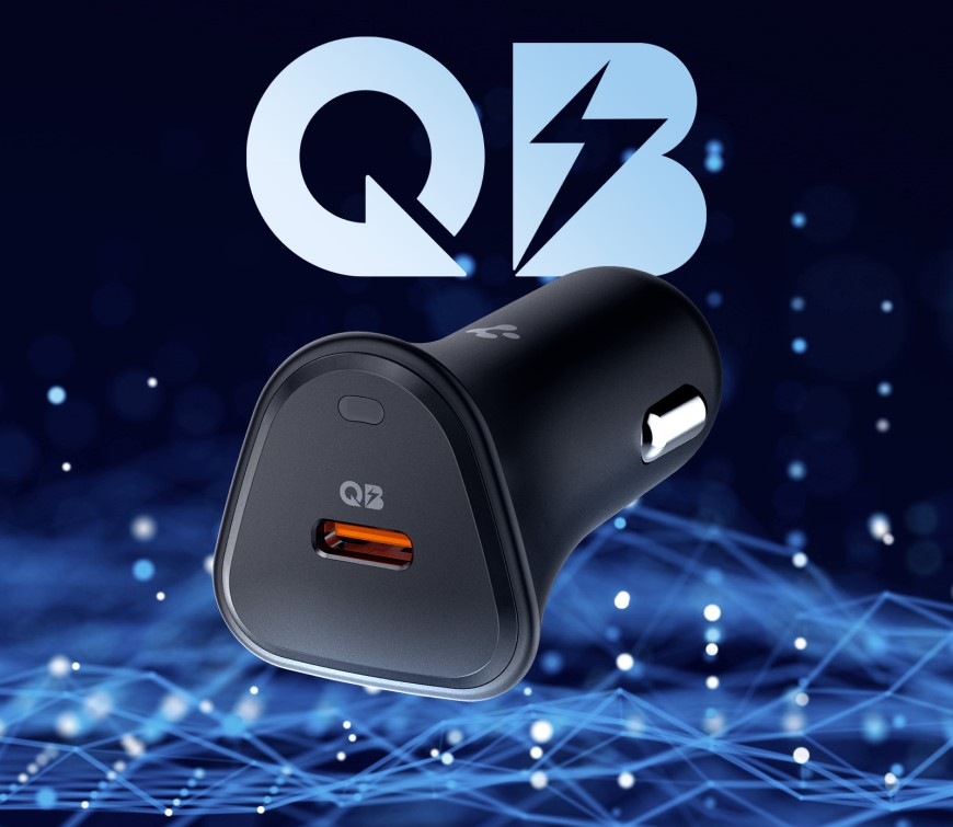 Adaptér do auta Spigen Essential 30W 1xUSB-C černý Adaptér do auta Spigen Essential 30W 1xUSB-C - černý