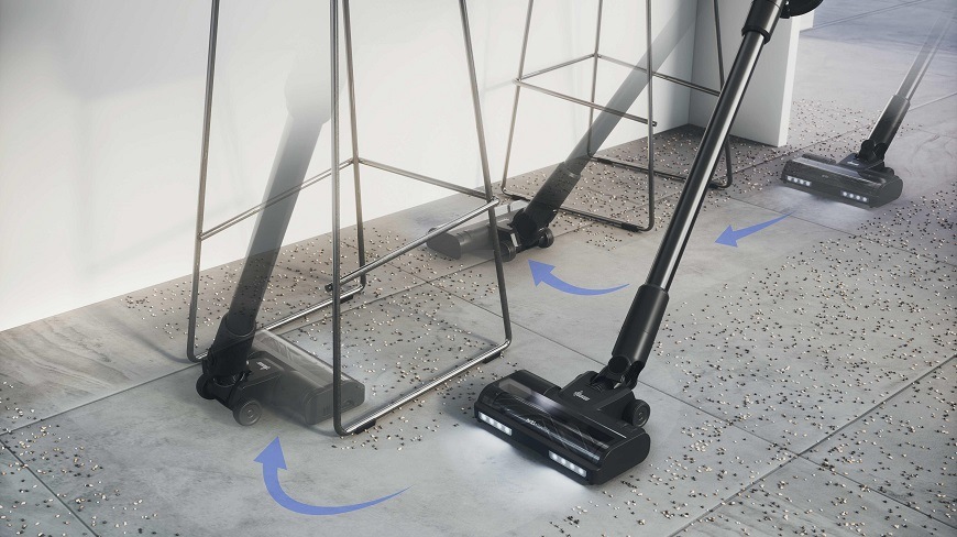 Tyčový vysavač Hoover HF4P10HX 011 černý/růžový HF4P10HX 011 vyavač bez problému zatáčí kolem barových stoliček
