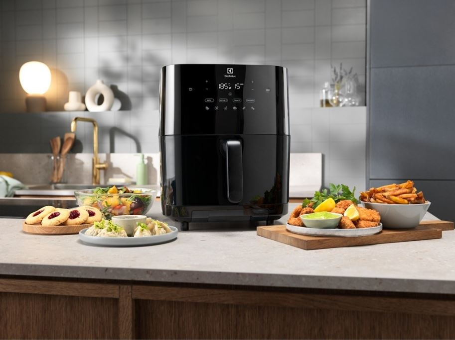 Fritéza horkovzdušná Electrolux EAF7SB