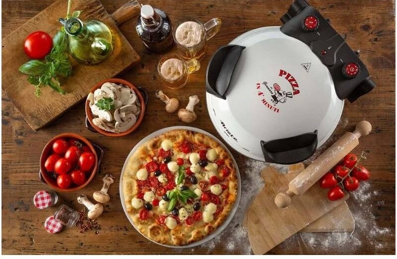 Pec na pizzu Ariete 918 bílá