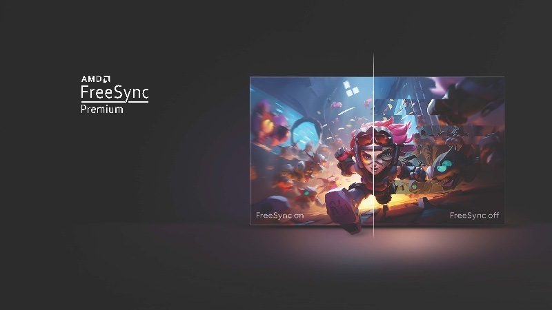 porovnání obrazu s freesync a bez freesync. na levé polovině je obraz celistvý a hladký, na pravé nestíhá a seká se