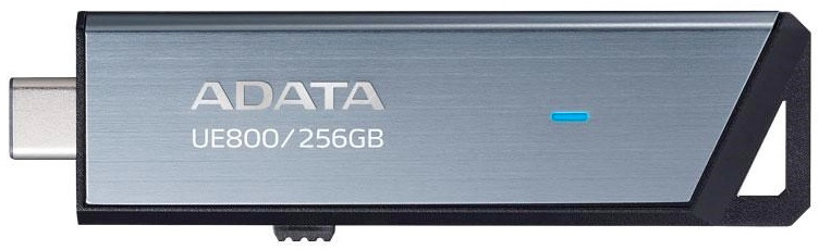 Detail kovového těla ADATA UE800 256GB s výsuvným USB-C konektorem a LED indikací