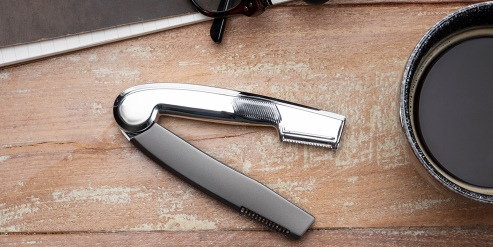 Zastřihovač vousů Remington MPT1000 Heritage Fold Out Trimmer stříbrný