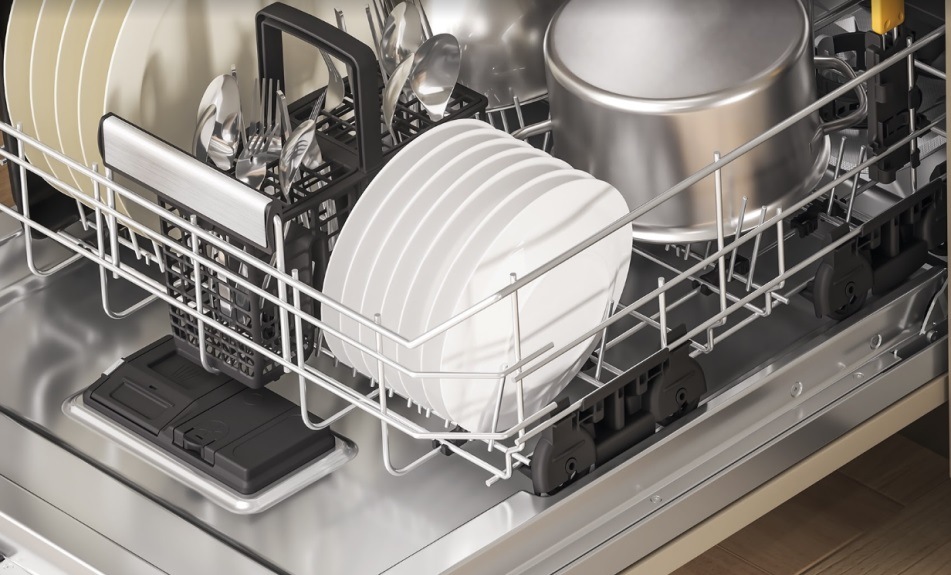 Myčka nádobí 60 Whirlpool WH7IPC15BM60, vestavná, propracovaný systém kolejnic