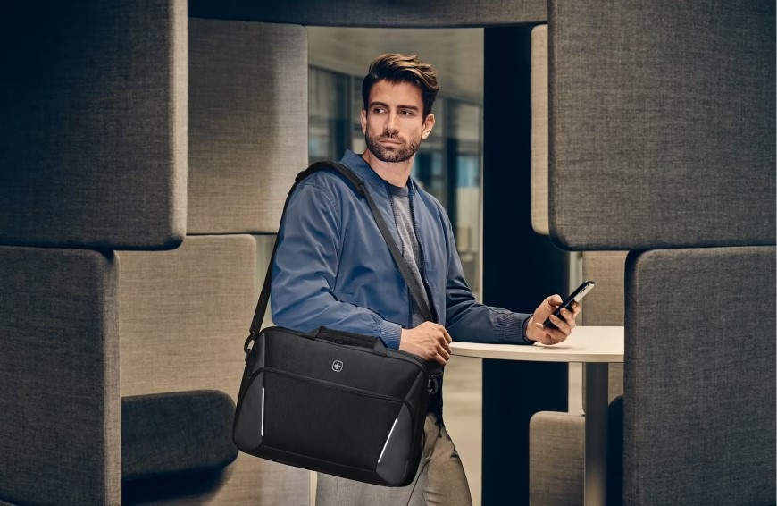 Brašna na notebook Wenger XE Compact Brief 16" - černá