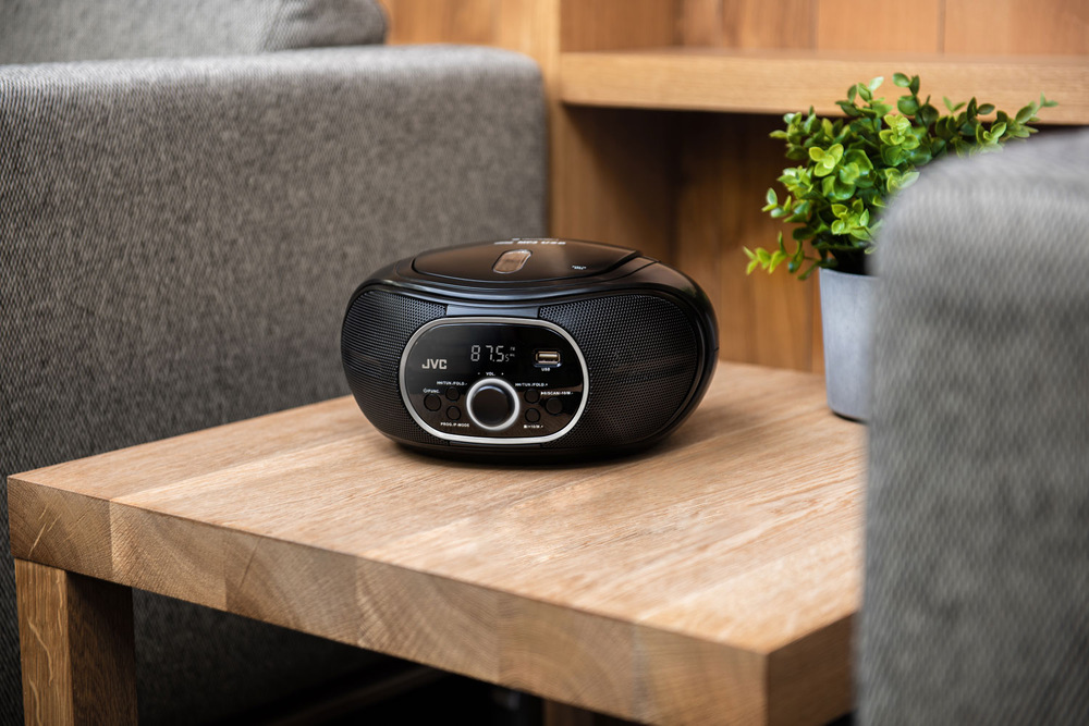 Radiopřijímač s CD JVC RD-E221B černý
