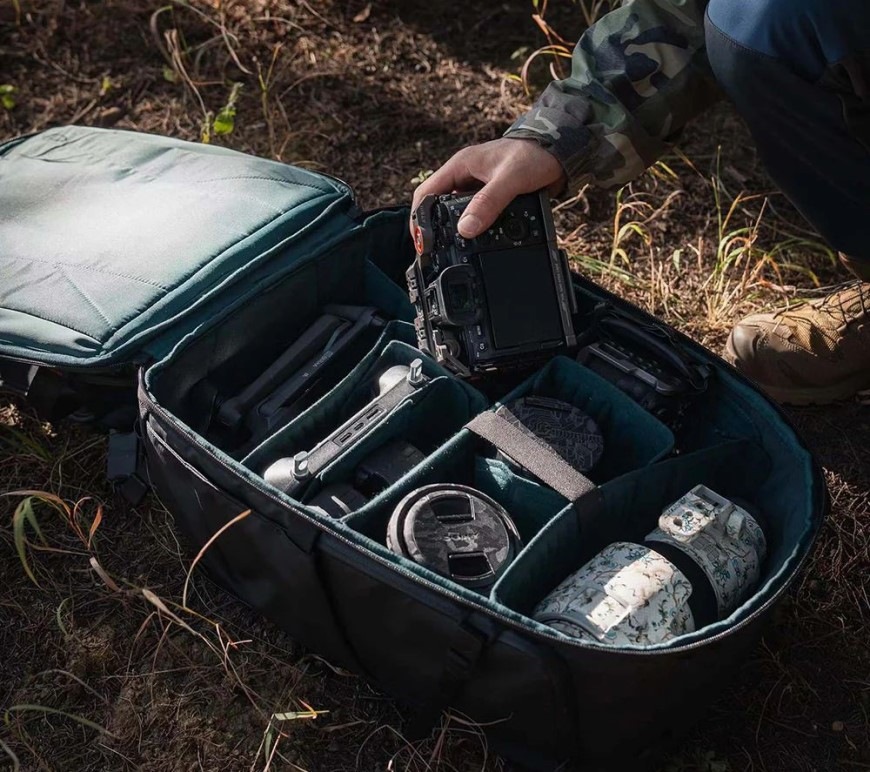 Batoh PGYTECH OneMo 2 Backpack 35L - černý