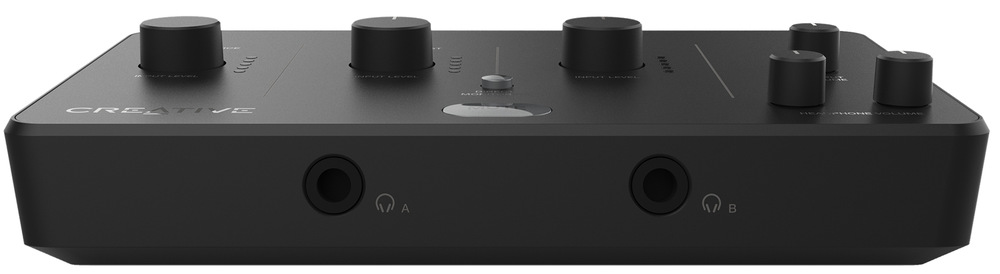 Zvuková karta Creative Live! Audio A3 Strana zařízení s výstupy pro sluchátka.