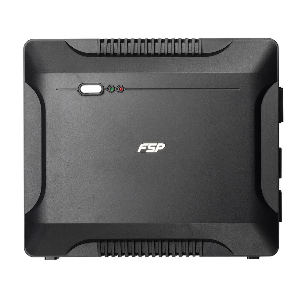 FSP Nano 800 zaujme i LED indikací stavu