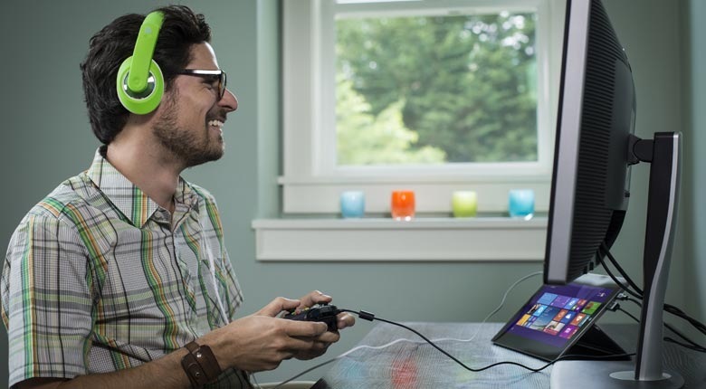 Gamepad Microsoft Xbox One + kabel pro Windows černý