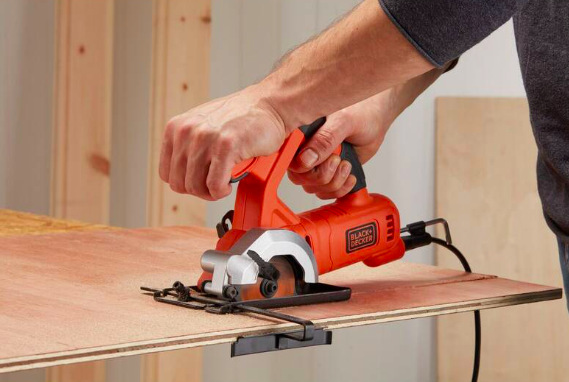 Okružní pila Black-Decker BES510-QS 400W Okružní pila Black-Decker BES510-QS 400W