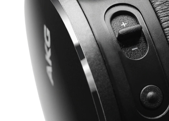Sluchátka AKG Y500 modrá Sluchátka AKG Y500 modrá