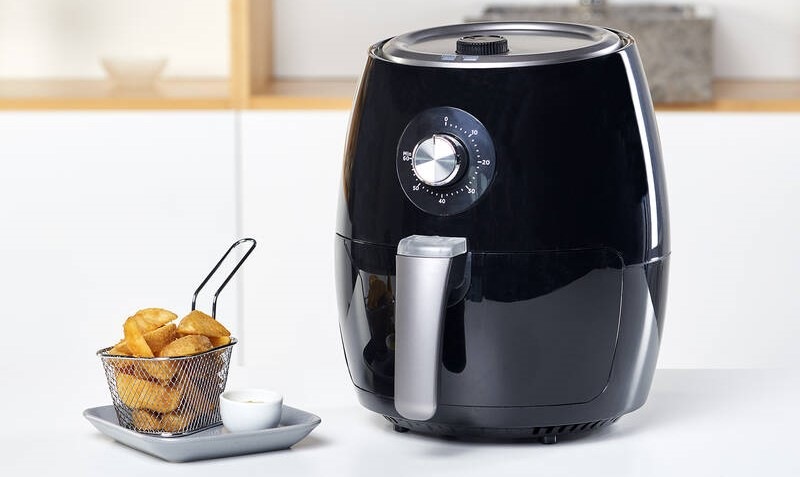 Fritéza horkovzdušná Black+Decker BXAF2500E černá