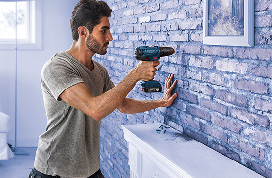 Aku vrtačka Bosch Professional GSB180-LI+2x2.0+case 0.601.9F8.307 (s baterií) Aku vrtačka Bosch Professional GSB180-LI+2x2.0+case 0.601.9F8.307 (s baterií)
