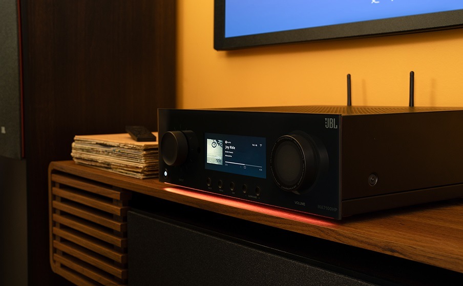 AV Receiver JBL MA7100HP bílý