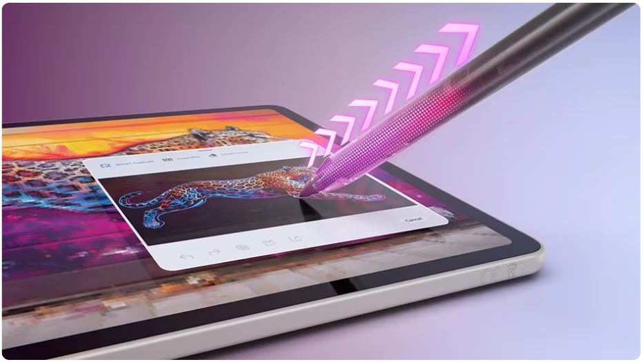 Dotykový tablet Lenovo Yoga Tab 12 GB / 256 GB + dotykové pero šedý Pero v detailu obrazovky tabletu Lenovo