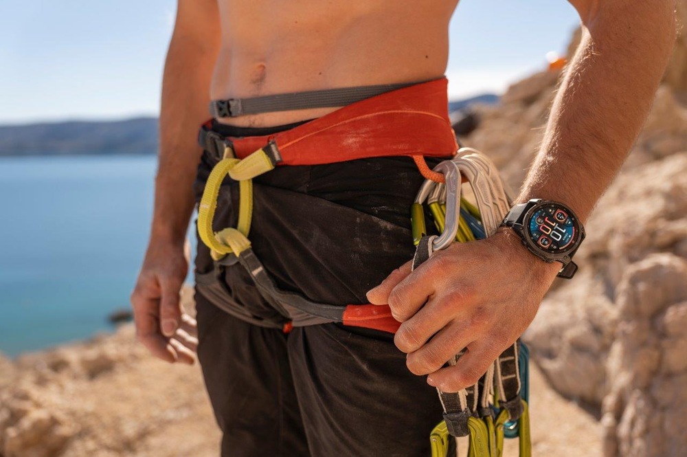 Chytré hodinky Garmin fenix 8 47 mm AMOLED - Slate Gray / Black Silicone Band