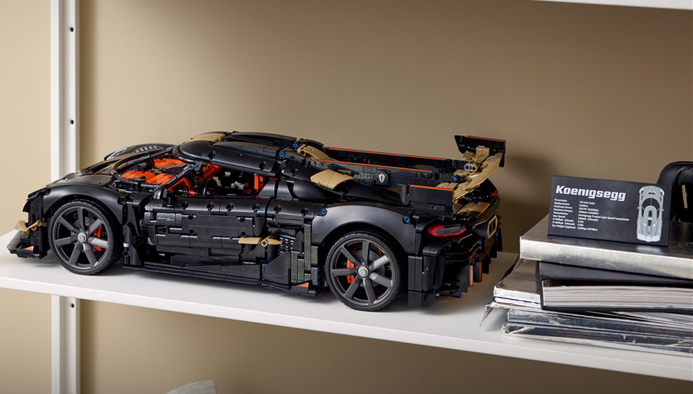 Stavebnice LEGO® Technic 42232 Megacar Koenigsegg Sadair's Spear Model ze 4 104 dílků nabízí dospělým náročný projekt s realistickými mechanismy a výrazným automobilovým designem.
