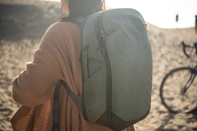 Batoh Peak Design Travel Backpack 30L zelený