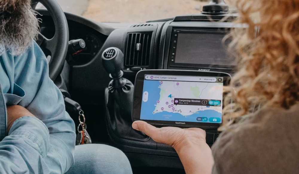 TomTom GO Camper Max 700
