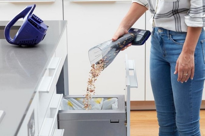 Akumulátorový vysavač Black-Decker Dustbuster DVB315JP-QW