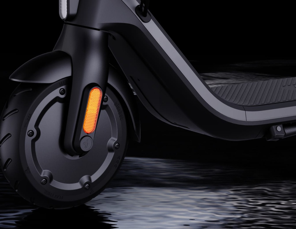 Elektrická koloběžka Ninebot by Segway E2 E