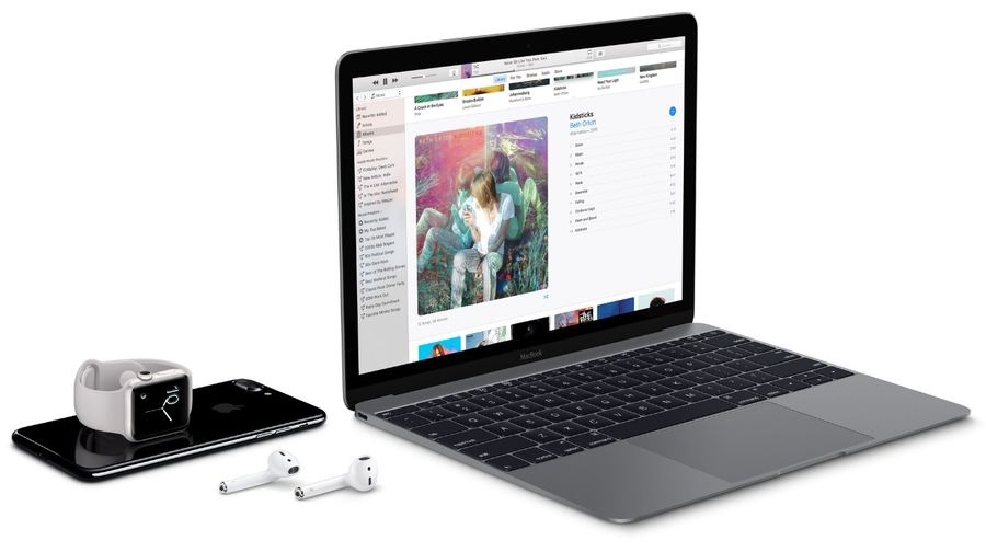 Sluchátka Apple AirPods bílá Sluchátka Apple AirPods bílá